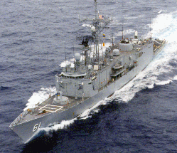 image of Oliver Hazard Perry-class frigate USS Ingraham (FFG 61) streaming through the ocean